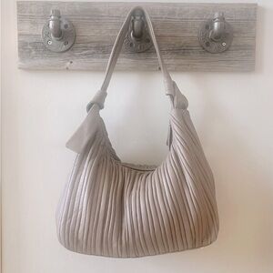 MARTA PONTI - Italian Leather Pleated Knot Slouchy Hobo Bag. Gorgeous!